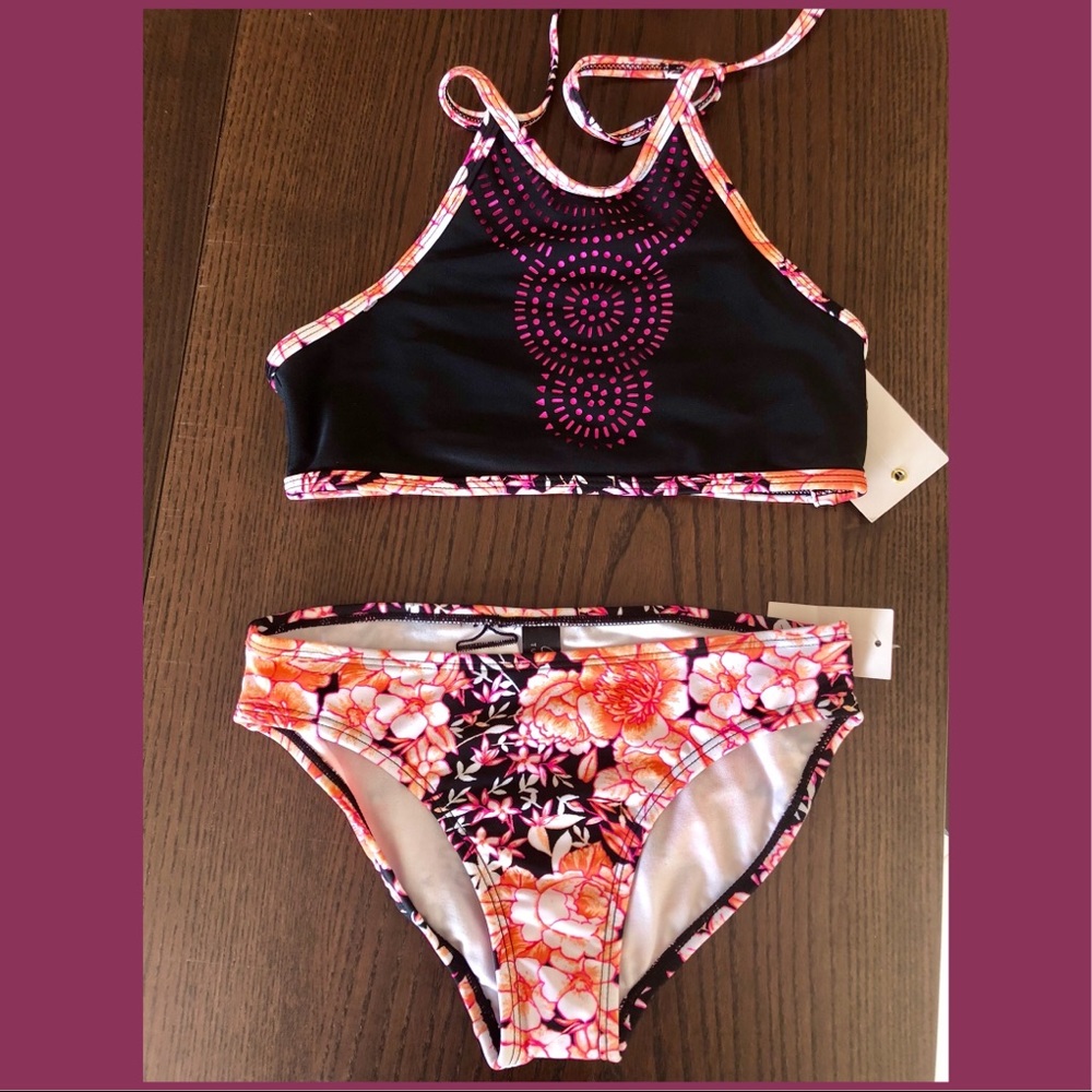 NWT Bikini size Medium
